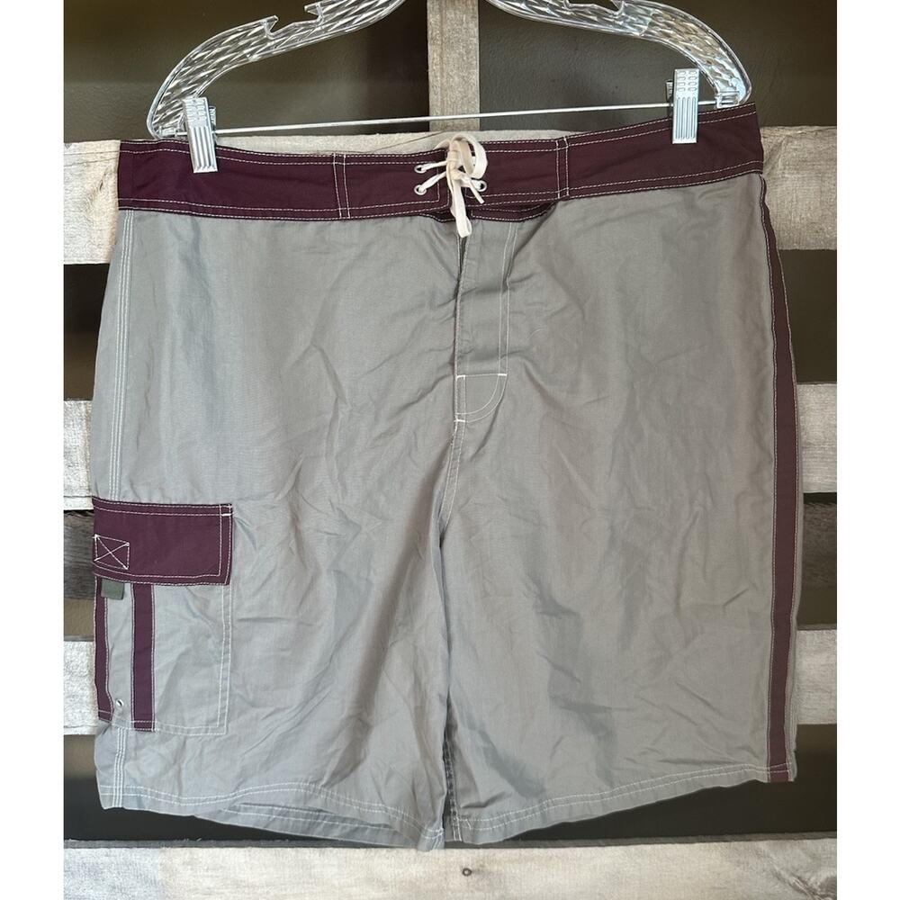 Y2K Old Navy Board Shorts Maroon Gray Size Large 1999 Dated 100% Nylon